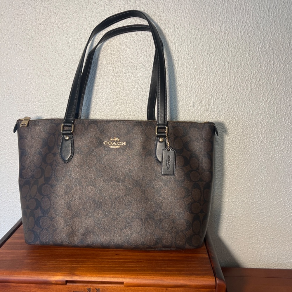 Authentic Coach Bag - Picture 3 of 3